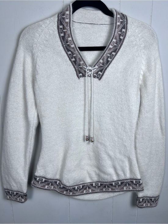 Sweaters - Peruvian Alpaca Knit Sweater Women's Ivory Cream with Geometric Patterned Trim